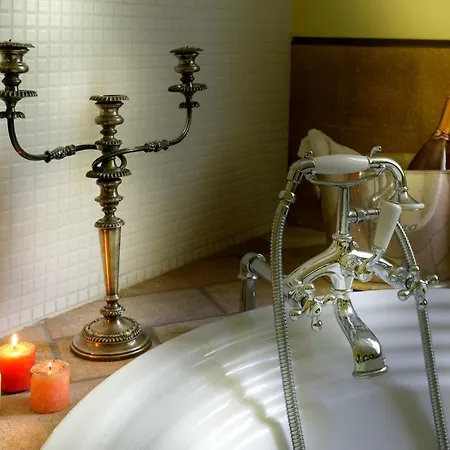 Podere San Raffaele Bed & Breakfast Aiello del Sabato